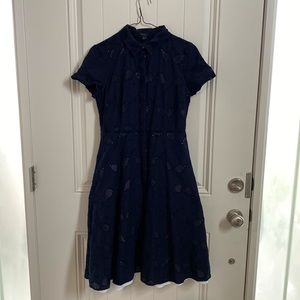 Sz 6 Ann Taylor tennis design dress navy blue with white lining